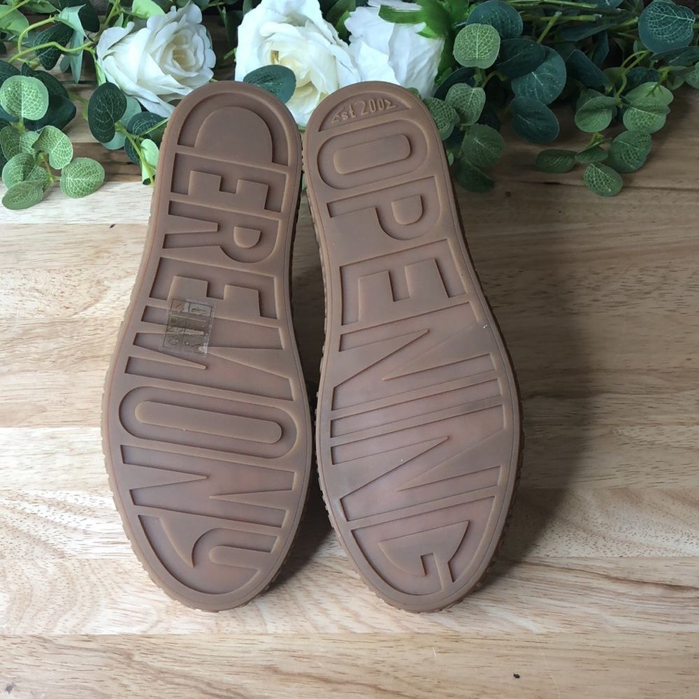 Opening Ceremony La Cienega Metallic Embossed Low Top Sneakers Gold, 5M - Picture 5 of 6